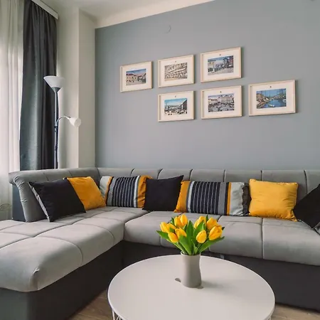 Point - Flexible Checkin&out Apartman Fiume