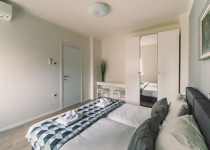 Point - Flexible Checkin&out