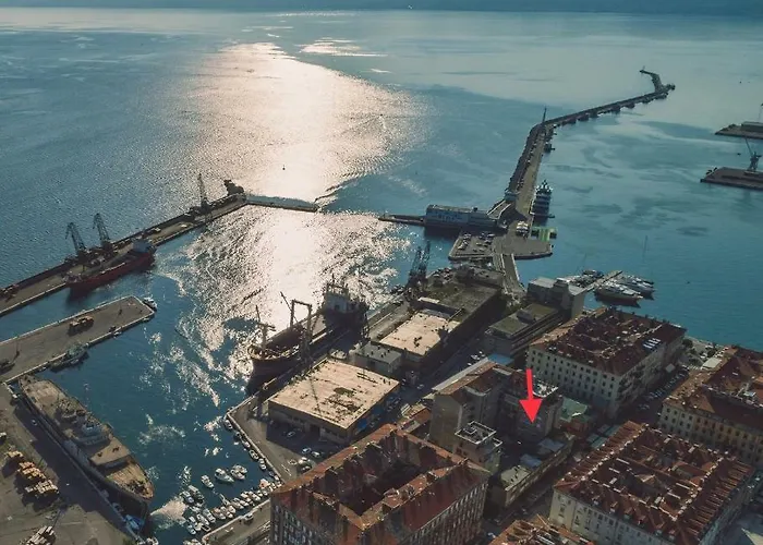 Point - Flexible Checkin&out Apartman *